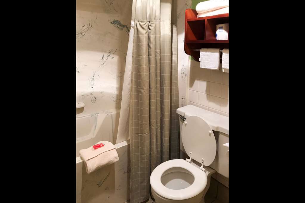 Milan Inn & Suites Ruang foto